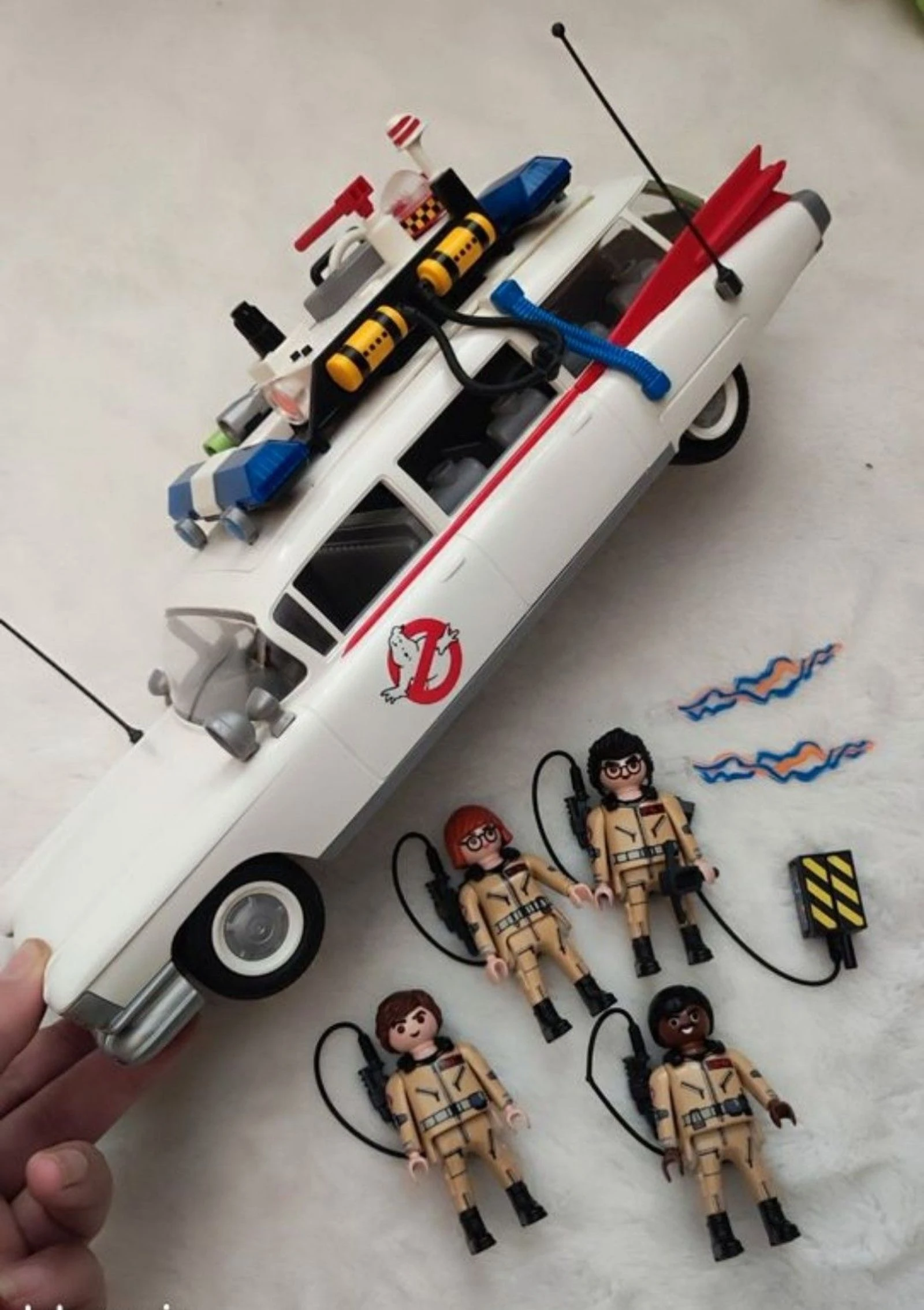 Voiture Ghostbuster Playmobil + 4 figurines 